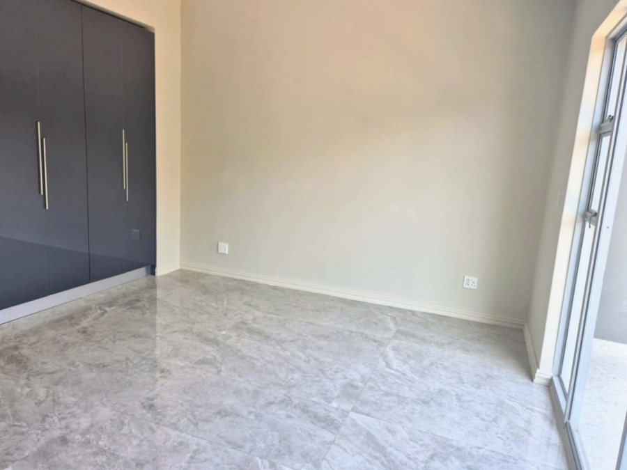 5 Bedroom Property for Sale in Hyde Park Gauteng