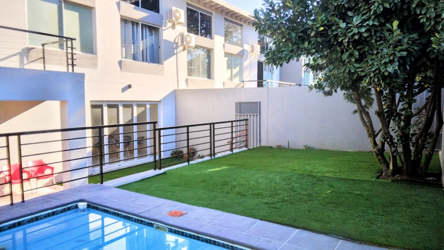To Let 5 Bedroom Property for Rent in Hyde Park Gauteng
