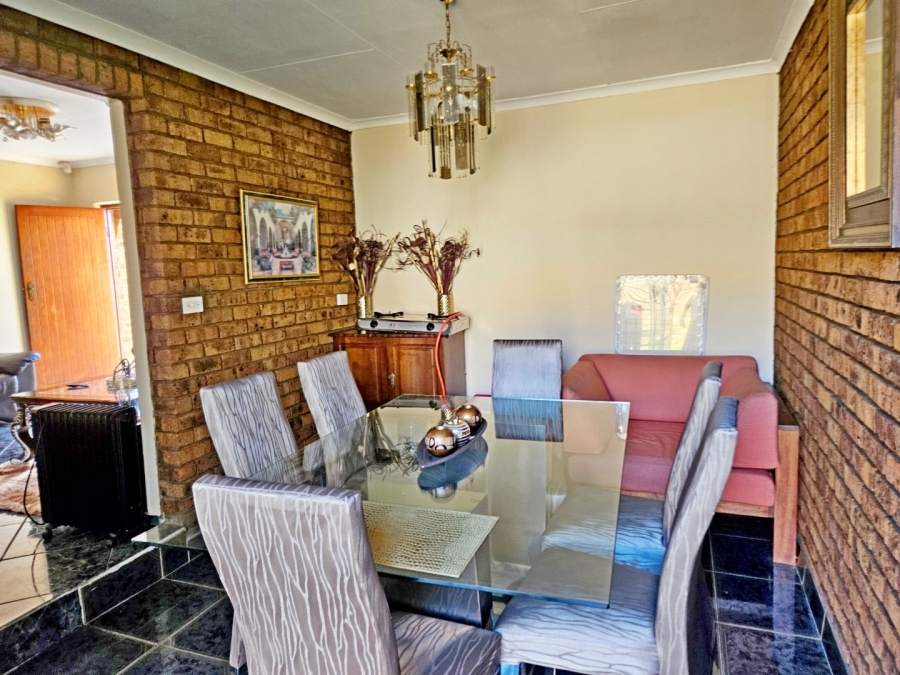 2 Bedroom Property for Sale in Norkem Park Gauteng