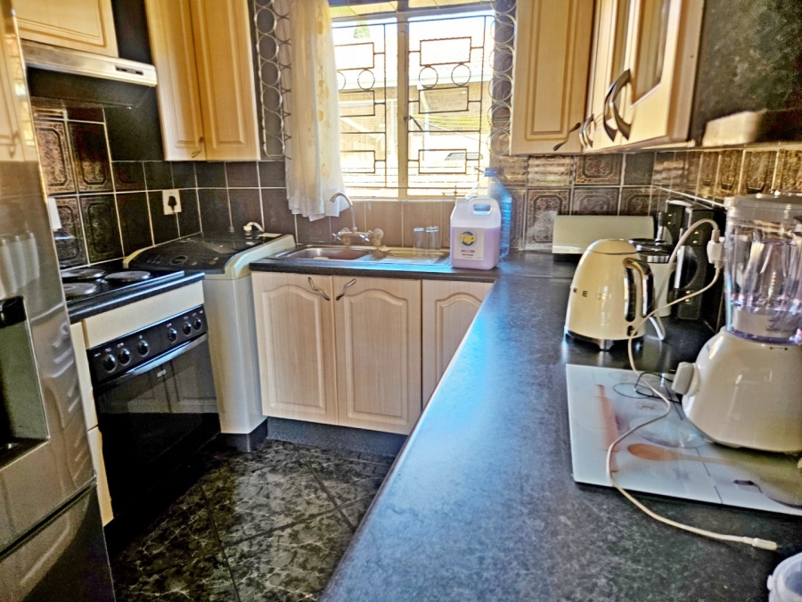 2 Bedroom Property for Sale in Norkem Park Gauteng