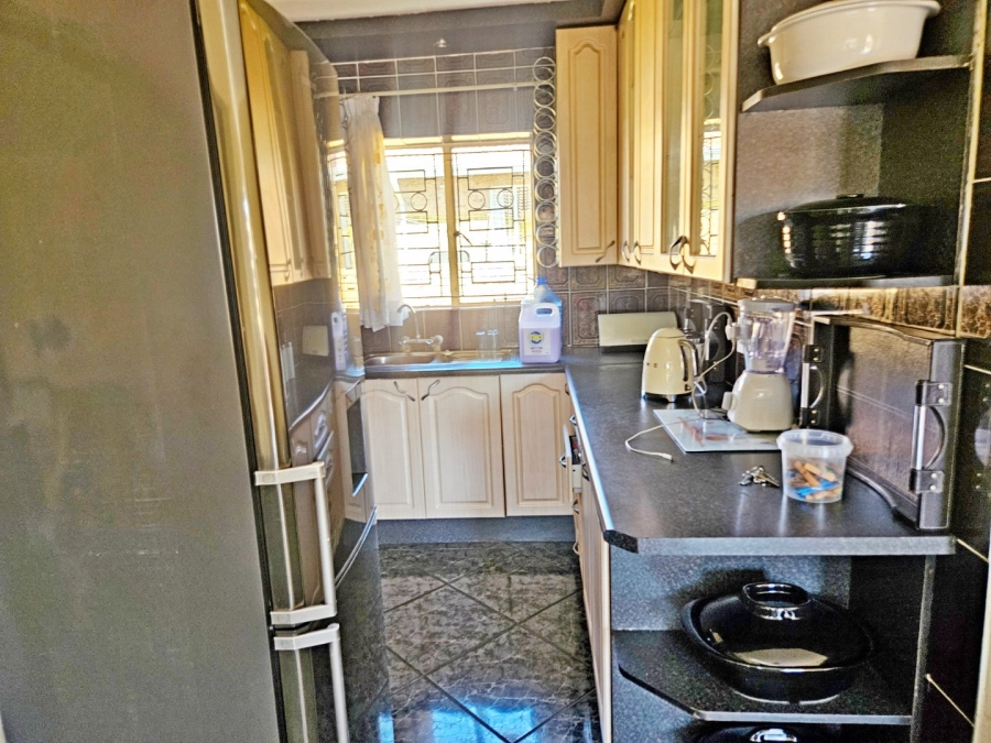 2 Bedroom Property for Sale in Norkem Park Gauteng