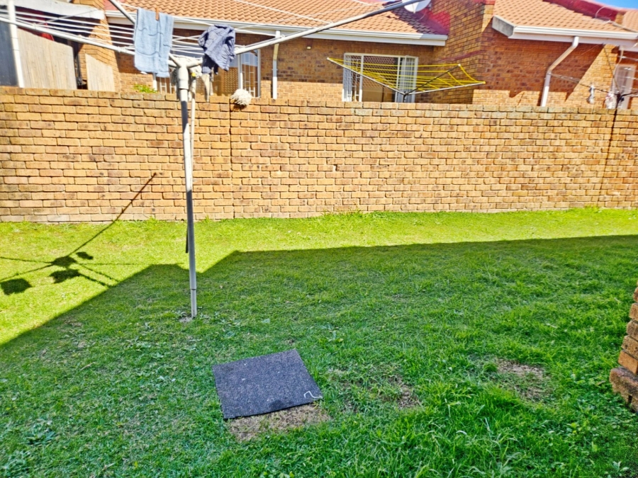 2 Bedroom Property for Sale in Norkem Park Gauteng
