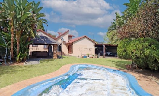 5 Bedroom Property for Sale in Rooihuiskraal Gauteng