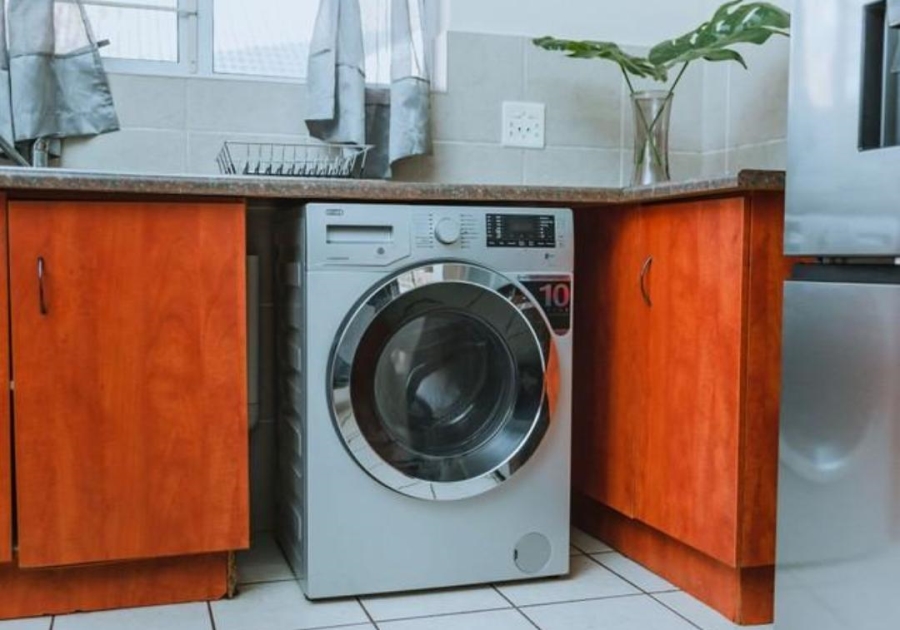  Bedroom Property for Sale in Annlin Gauteng