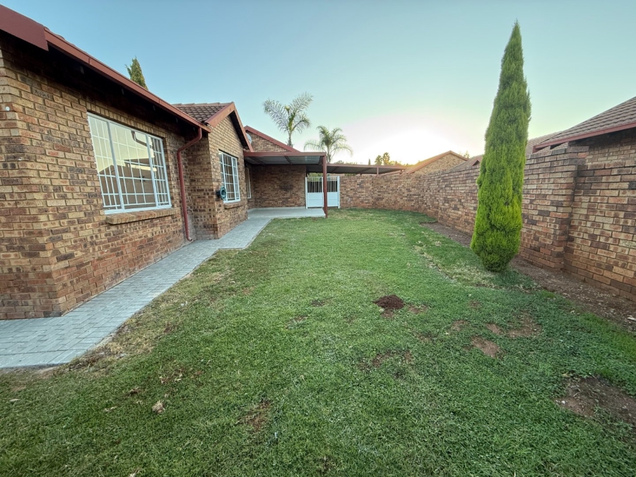To Let 3 Bedroom Property for Rent in Highveld Gauteng