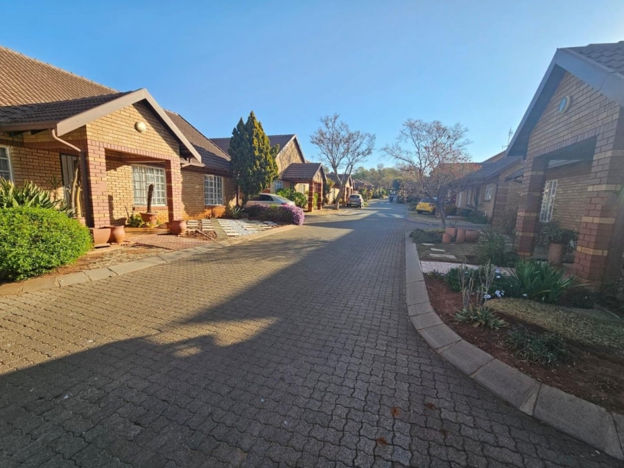 2 Bedroom Property for Sale in Clubview Gauteng