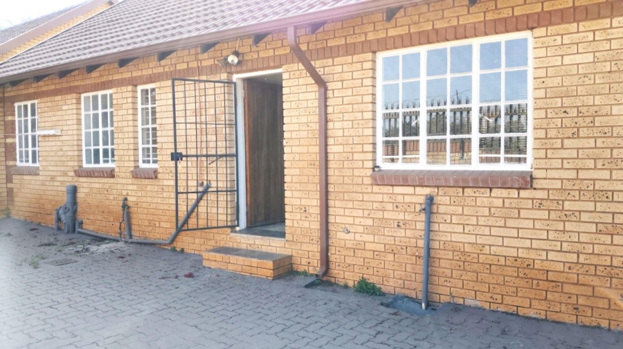 2 Bedroom Property for Sale in Clubview Gauteng
