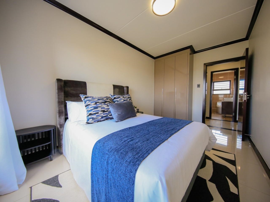 2 Bedroom Property for Sale in Blue Hills Gauteng