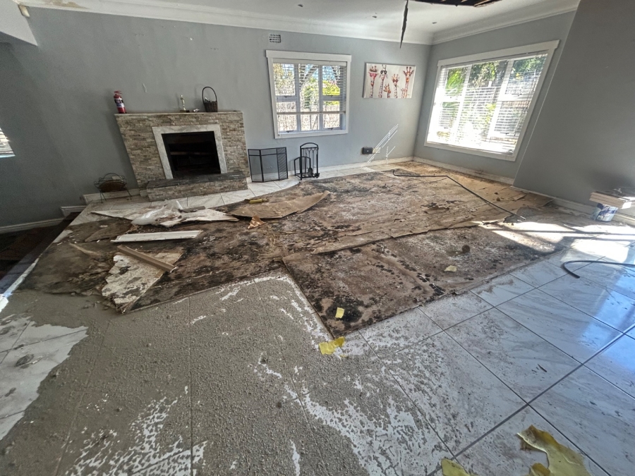6 Bedroom Property for Sale in Vorna Valley Gauteng