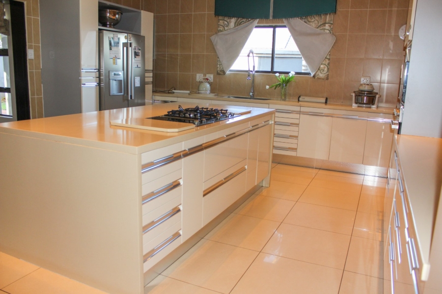 5 Bedroom Property for Sale in Irene Farm Villages Gauteng