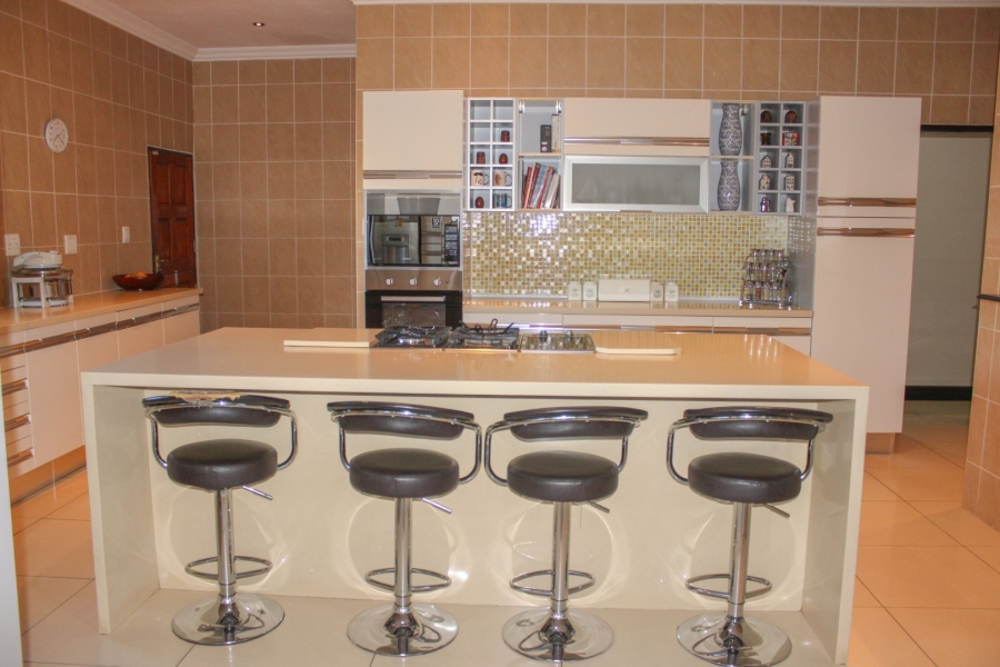 5 Bedroom Property for Sale in Irene Farm Villages Gauteng