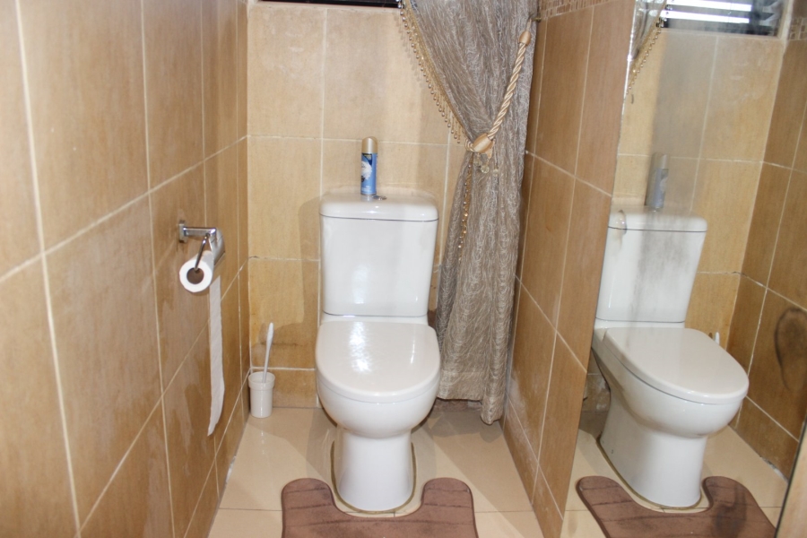 5 Bedroom Property for Sale in Irene Farm Villages Gauteng