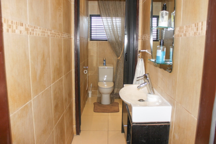 5 Bedroom Property for Sale in Irene Farm Villages Gauteng