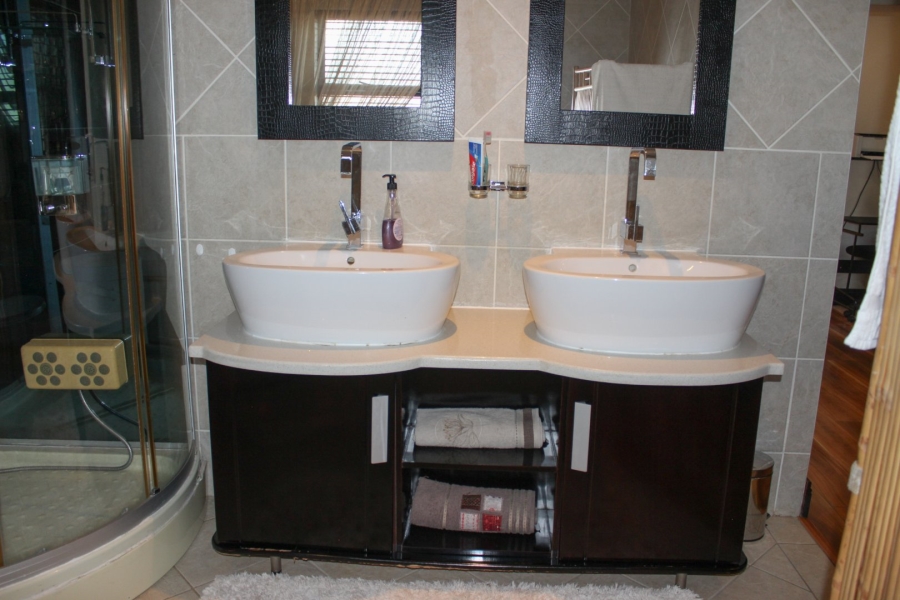 5 Bedroom Property for Sale in Irene Farm Villages Gauteng