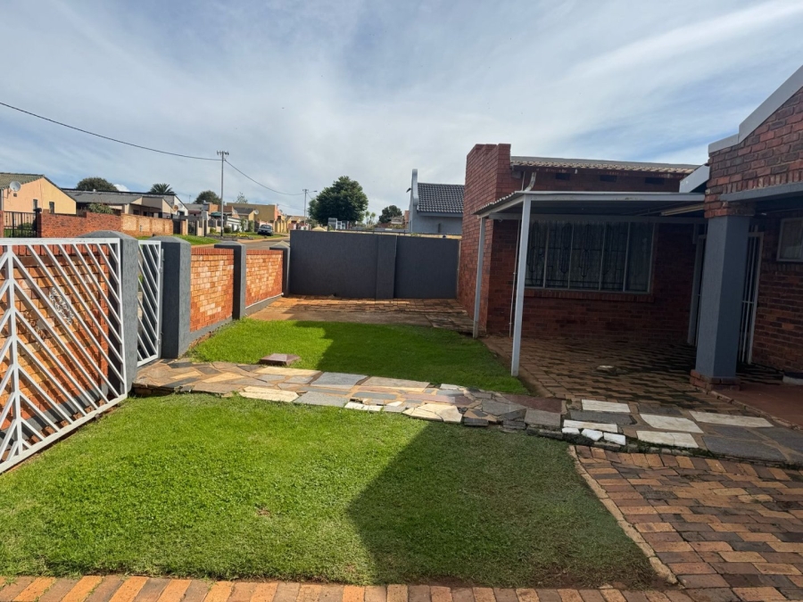 3 Bedroom Property for Sale in Ennerdale Gauteng
