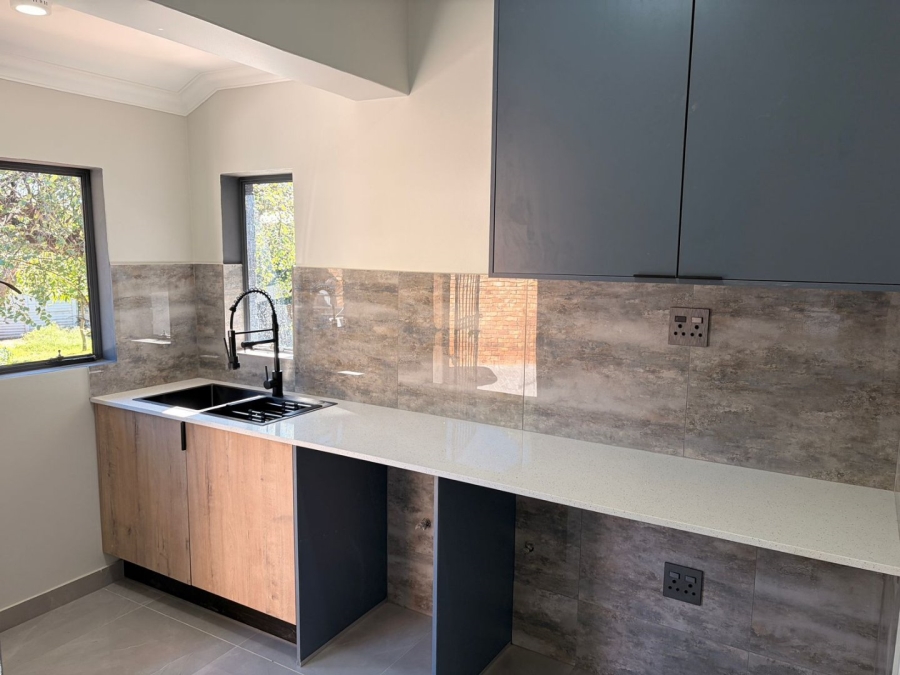  Bedroom Property for Sale in Annlin Gauteng