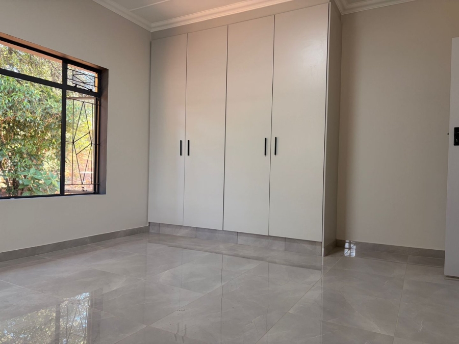  Bedroom Property for Sale in Annlin Gauteng