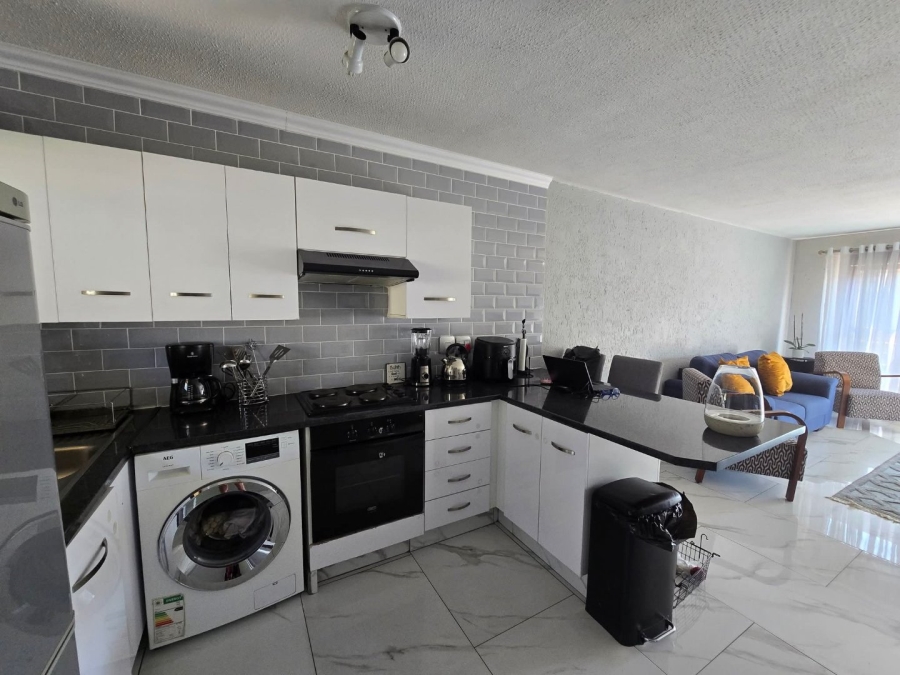 2 Bedroom Property for Sale in New Market Park Gauteng
