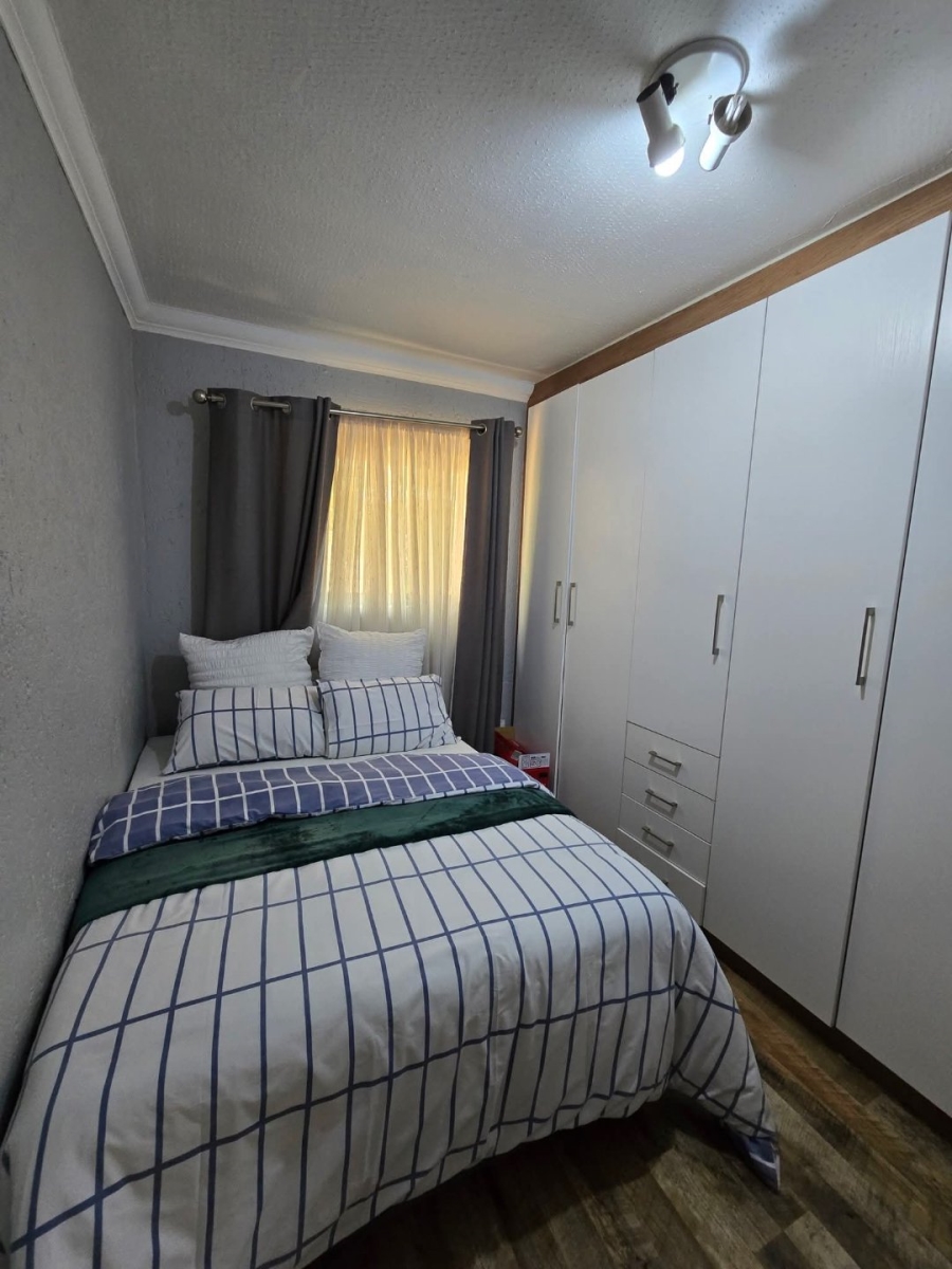 2 Bedroom Property for Sale in New Market Park Gauteng