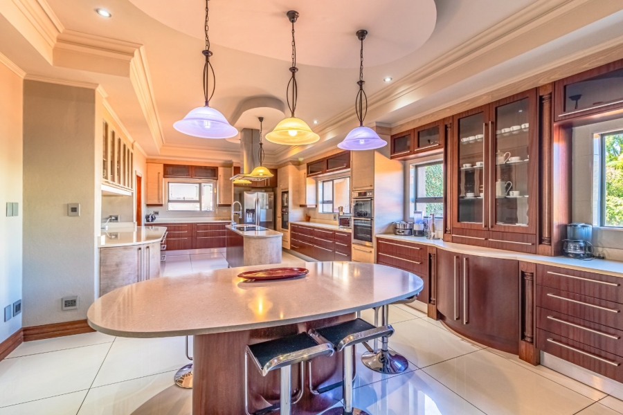 6 Bedroom Property for Sale in Bedfordview Gauteng