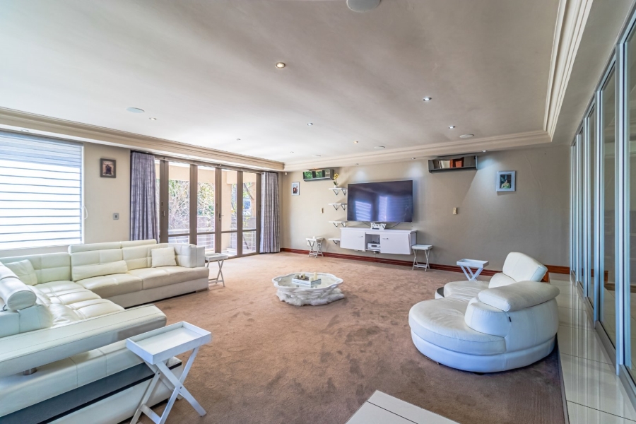 6 Bedroom Property for Sale in Bedfordview Gauteng
