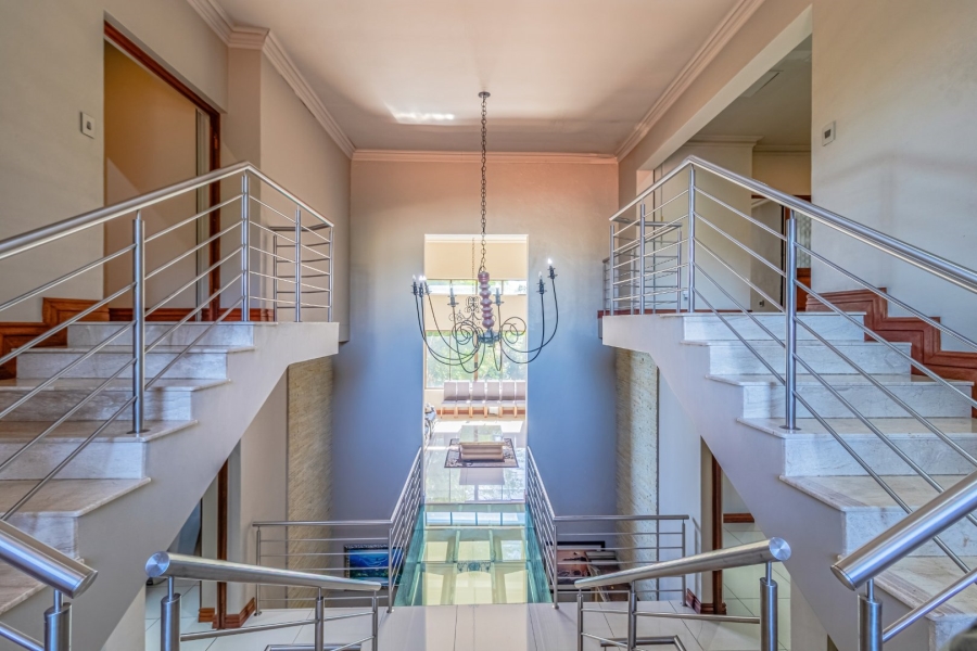 6 Bedroom Property for Sale in Bedfordview Gauteng