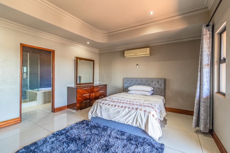 6 Bedroom Property for Sale in Bedfordview Gauteng