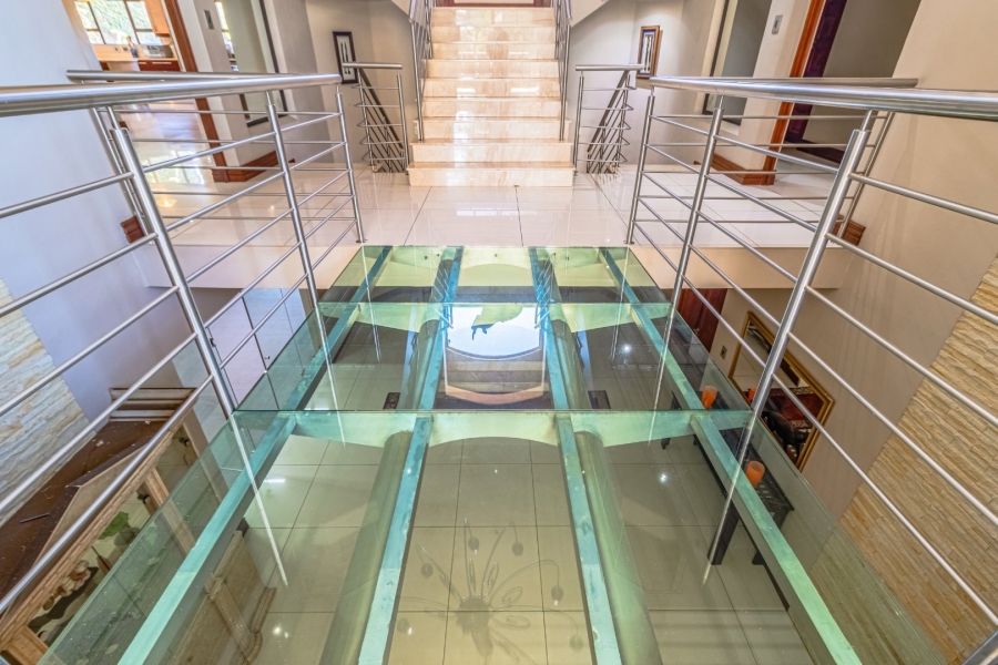 6 Bedroom Property for Sale in Bedfordview Gauteng