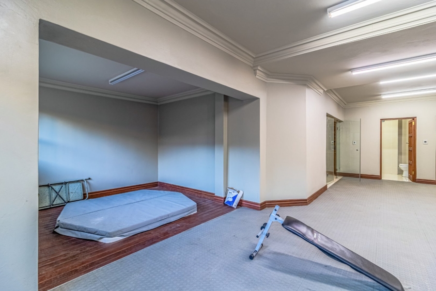 6 Bedroom Property for Sale in Bedfordview Gauteng