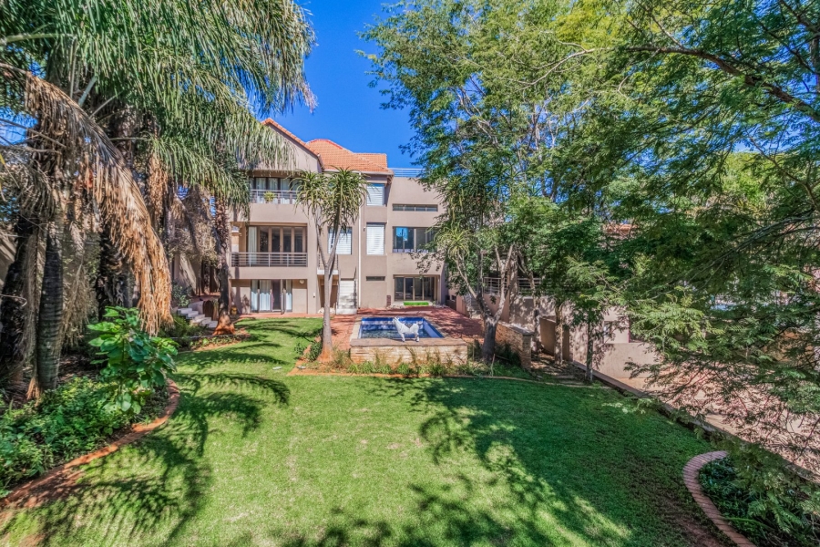 6 Bedroom Property for Sale in Bedfordview Gauteng
