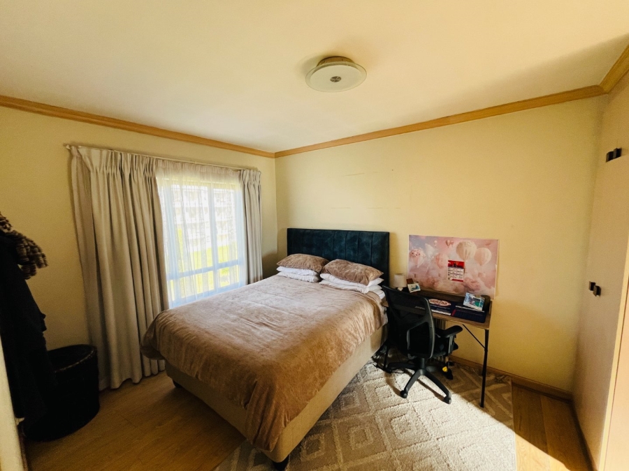 2 Bedroom Property for Sale in Noordwyk Gauteng
