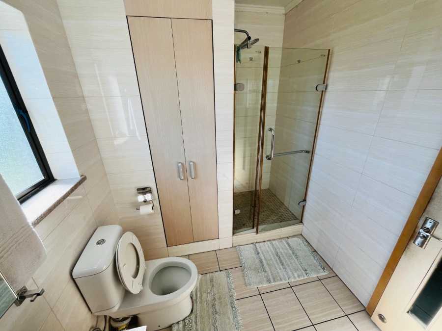 2 Bedroom Property for Sale in Noordwyk Gauteng
