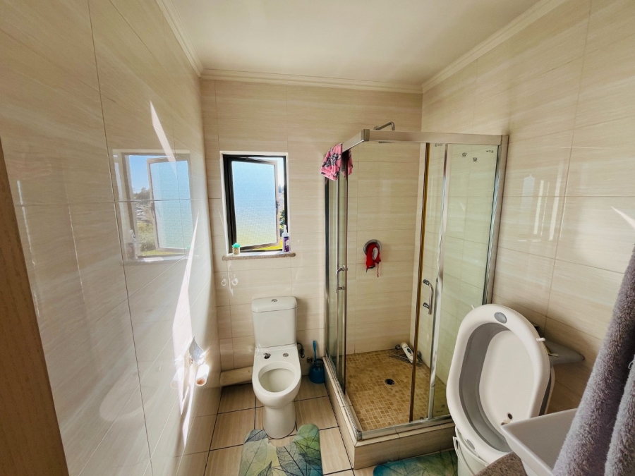 2 Bedroom Property for Sale in Noordwyk Gauteng