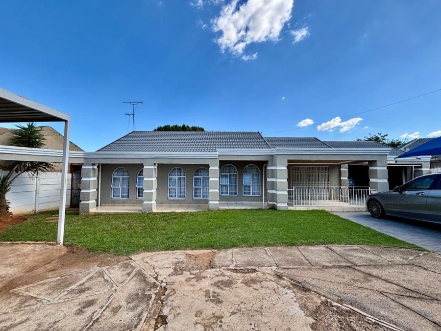 3 Bedroom Property for Sale in Witpoortjie Gauteng