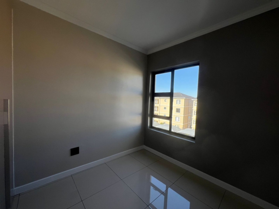 2 Bedroom Property for Sale in Blue Hills Gauteng