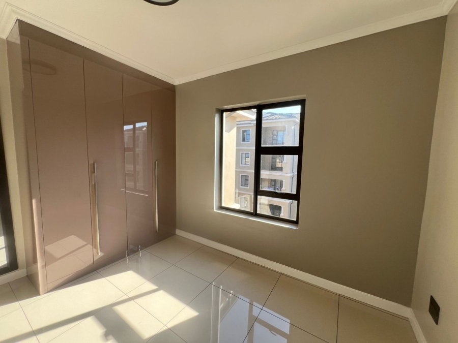 2 Bedroom Property for Sale in Blue Hills Gauteng