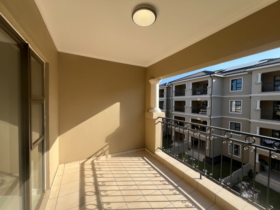 2 Bedroom Property for Sale in Blue Hills Gauteng