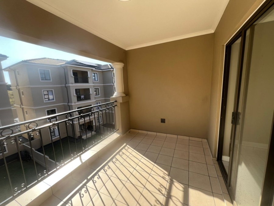 2 Bedroom Property for Sale in Blue Hills Gauteng