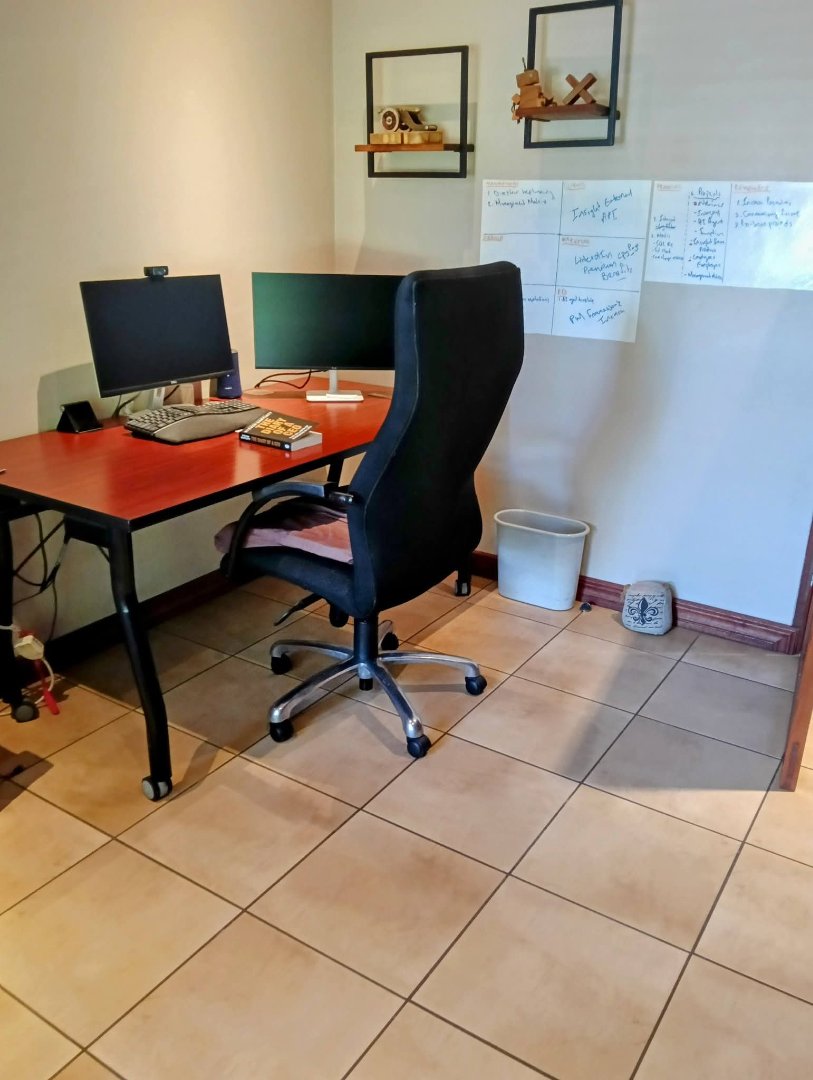 5 Bedroom Property for Sale in Amberfield Manor Gauteng