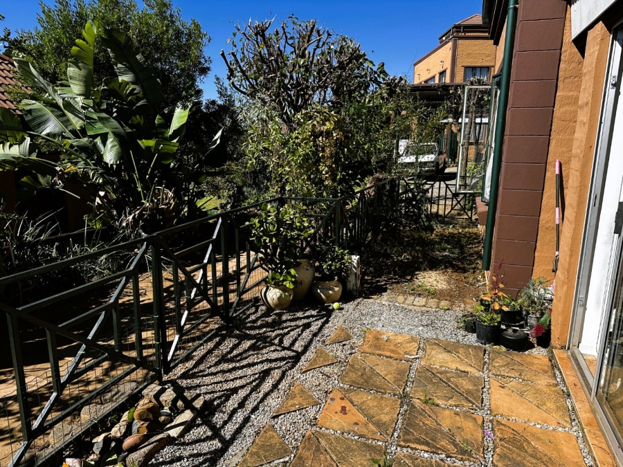2 Bedroom Property for Sale in Sundowner Gauteng
