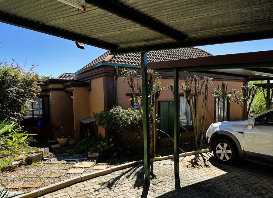 2 Bedroom Property for Sale in Sundowner Gauteng