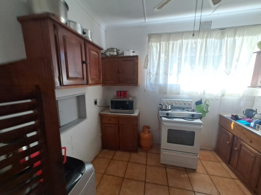 2 Bedroom Property for Sale in Vanderbijlpark CW 3 Gauteng