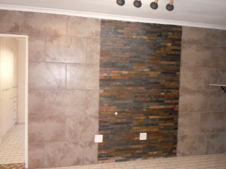 To Let 3 Bedroom Property for Rent in Ferndale Gauteng