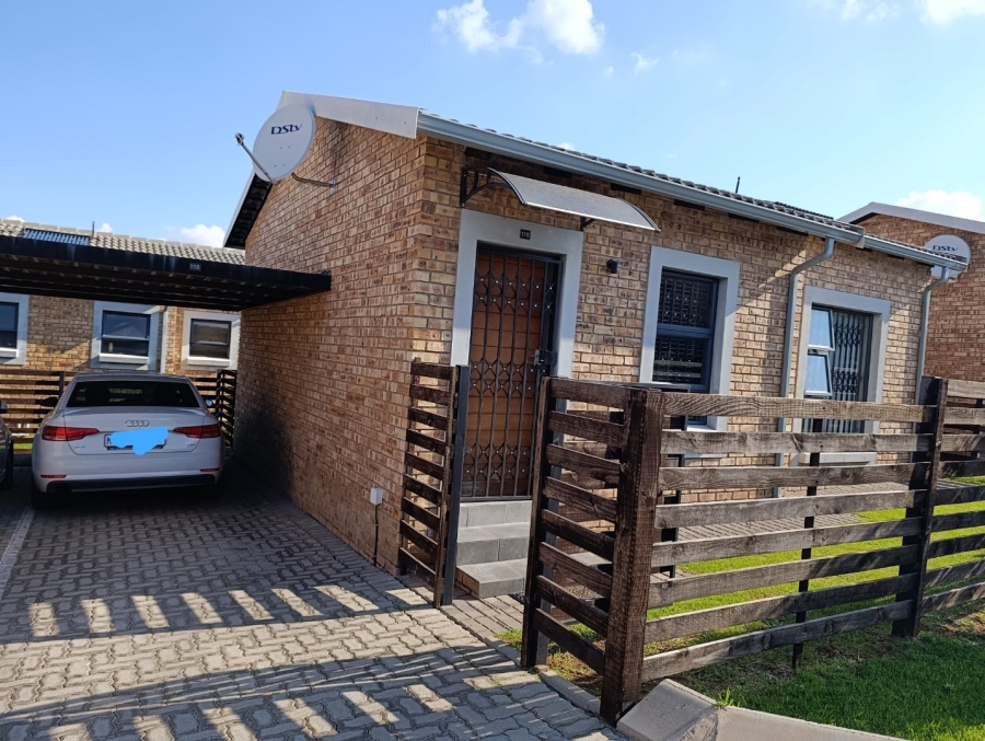  Bedroom Property for Sale in Groblerpark Gauteng