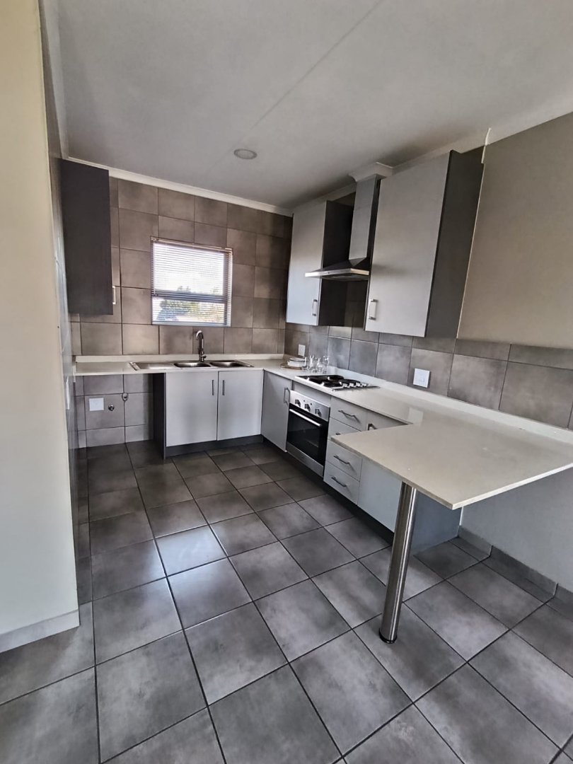  Bedroom Property for Sale in Groblerpark Gauteng