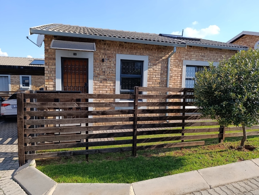  Bedroom Property for Sale in Groblerpark Gauteng