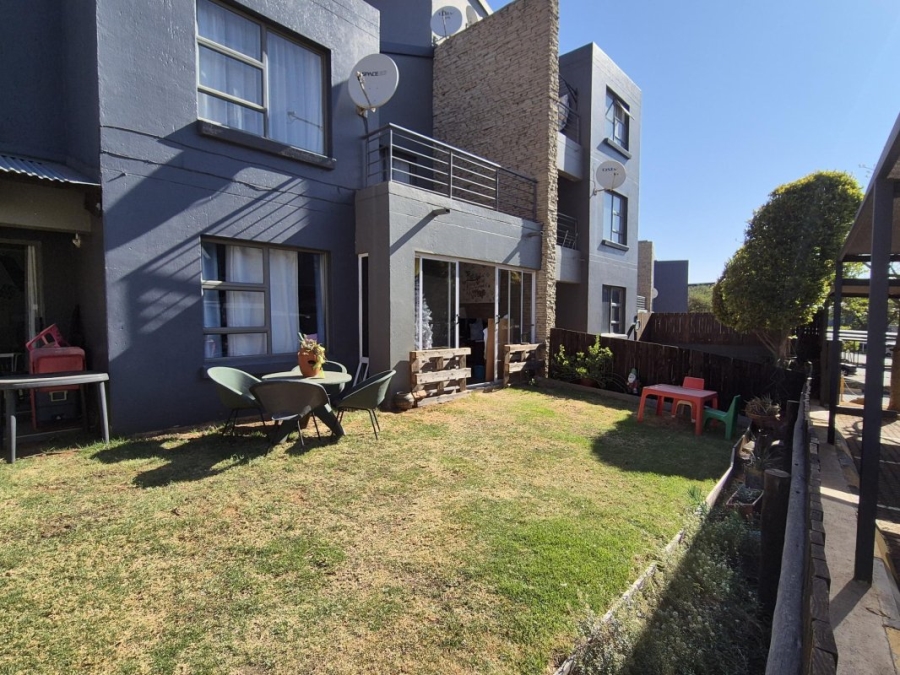 3 Bedroom Property for Sale in Greenstone Hill Gauteng