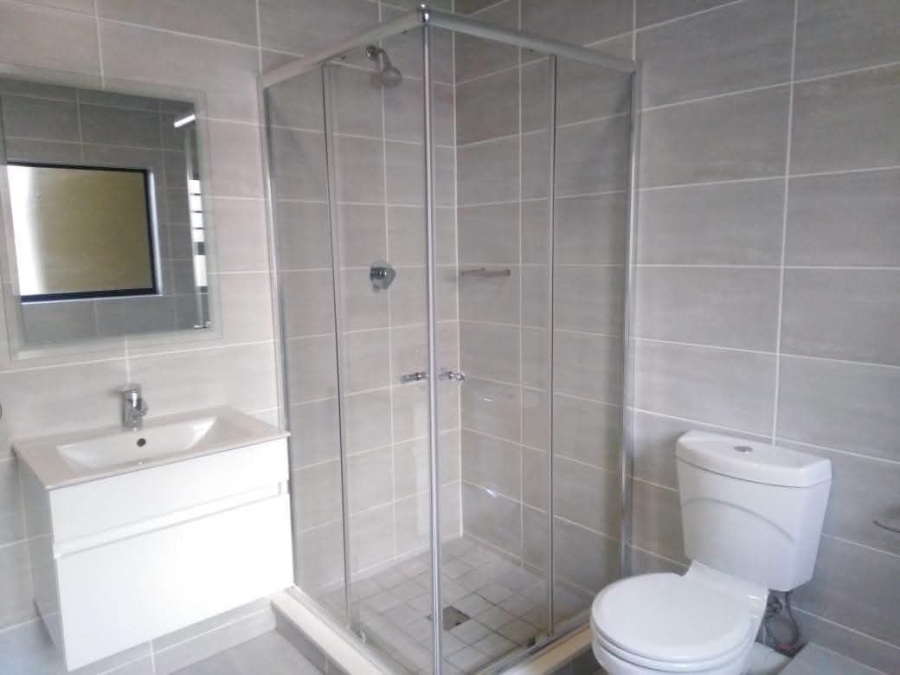 To Let 3 Bedroom Property for Rent in Waterfall Gauteng