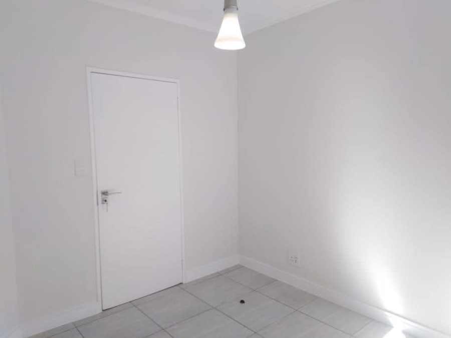 To Let 3 Bedroom Property for Rent in Waterfall Gauteng