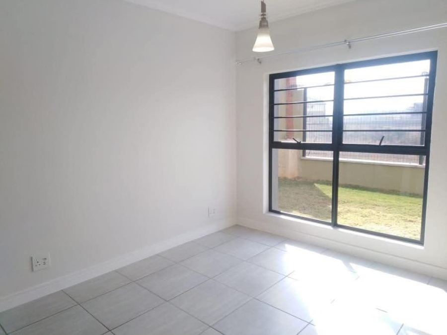 To Let 3 Bedroom Property for Rent in Waterfall Gauteng